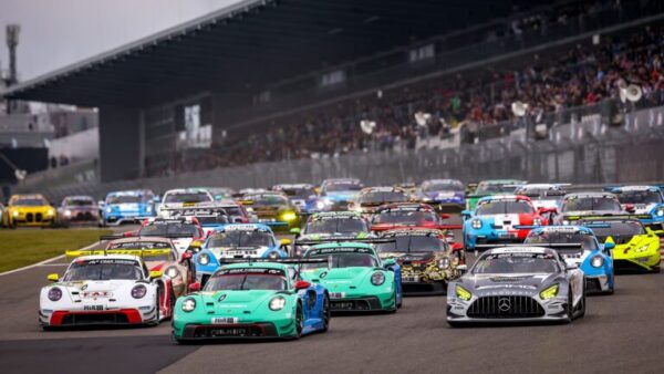 NLS Finale 2025 auf der Nürburgring Nordschleife! Wir liefern alle Fakten zur Strecke, GT3-Klasse, Eintrittspreisen und dem Langstrecken-Motorsport