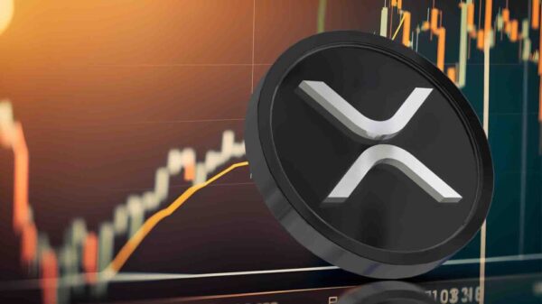 Analysten erwarten einen XRP-Preisanstieg von 21 %, da Giganten wie Franklin Templeton und Grayscale US-ETFs vorbereiten. Die Marktkapitalisierung liegt bei 130,38 Mrd. $.
