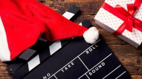 Weihnachtsfilme in Deutschland sind Kult. Entdecken Sie die Top 5 Klassiker: von Drei Haselnüsse für Aschenbrödel bis Kevin – Allein zu Haus. Fakten zu den Sendeterminen.