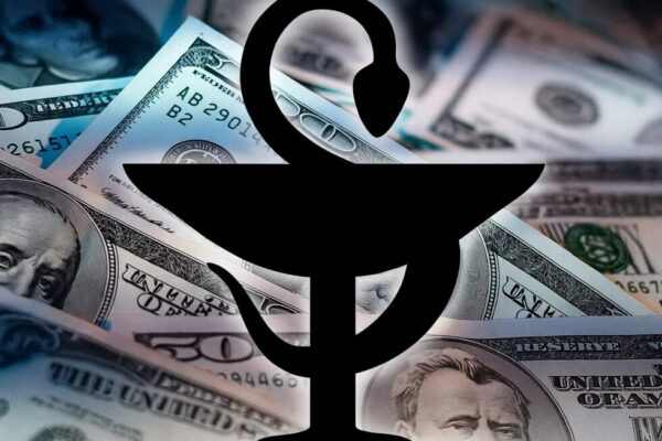 Experten der BCG warnen im Auftrag der Bertelsmann Stiftung: Der GKV-Beitragssatz könnte ohne Reformen bis 2050 auf 26 Prozent steigen. Strukturwandel & Kostenexplosion sind die Treiber.