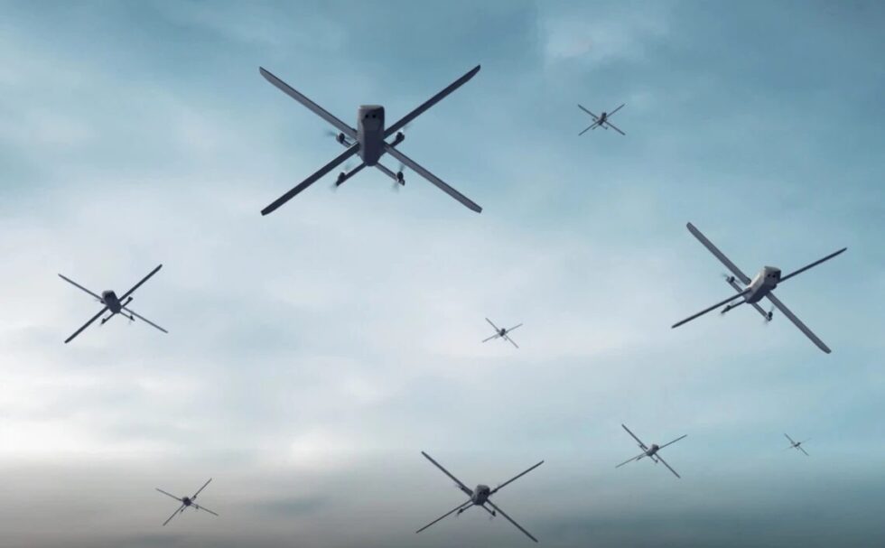 Schaeffler und Helsing kooperieren bei der Massenproduktion von KI-Kampfdrohnen. Erfahren Sie, wie der Autozulieferer angesichts der Krise in die Rüstung einsteigt.