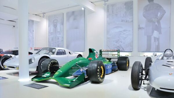 Prototyp Hamburg: Erfahren Sie alles über einzigartige Autos, den Ur-Porsche & F1-Wagen. Fakten und Preise 2025.