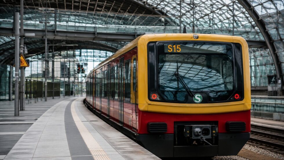 S15 Berlin startet am 15. Juni 2026 zwischen Gesundbrunnen, Wedding und Hauptbahnhof. Die neue S-Bahn soll täglich 40.000 Fahrgäste befördern und den Norden Berlins besser anbinden.